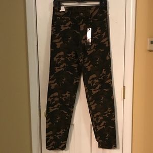 CLOSET BLOW OUT SALE... EVERYTHING MUST GO!!